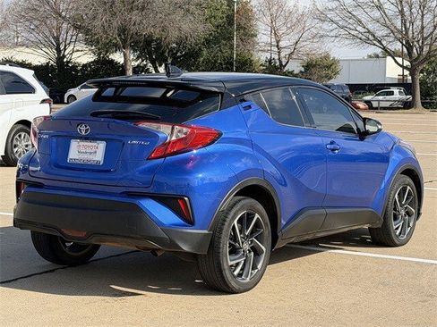 Used 2021 Toyota C-HR Limited image 4