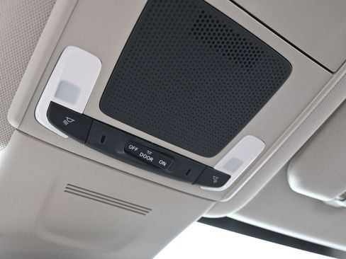 Used 2024 Honda CR-V LX image 19