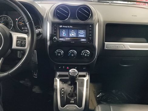 Used 2016 Jeep Compass High Altitude AWD/4WD image 28