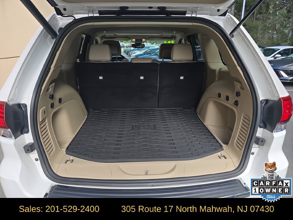 Used 2021 Jeep Grand Cherokee Limited w/ Premium Lighting Group AWD/4WD image 24