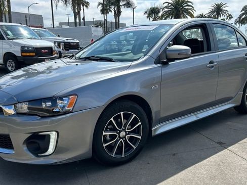 Used 2017 Mitsubishi Lancer Sedan image 1