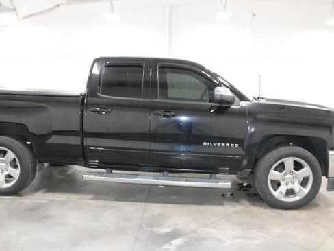 Used 2018 Chevrolet Silverado 1500 LT w/ All Star Edition AWD/4WD image 11