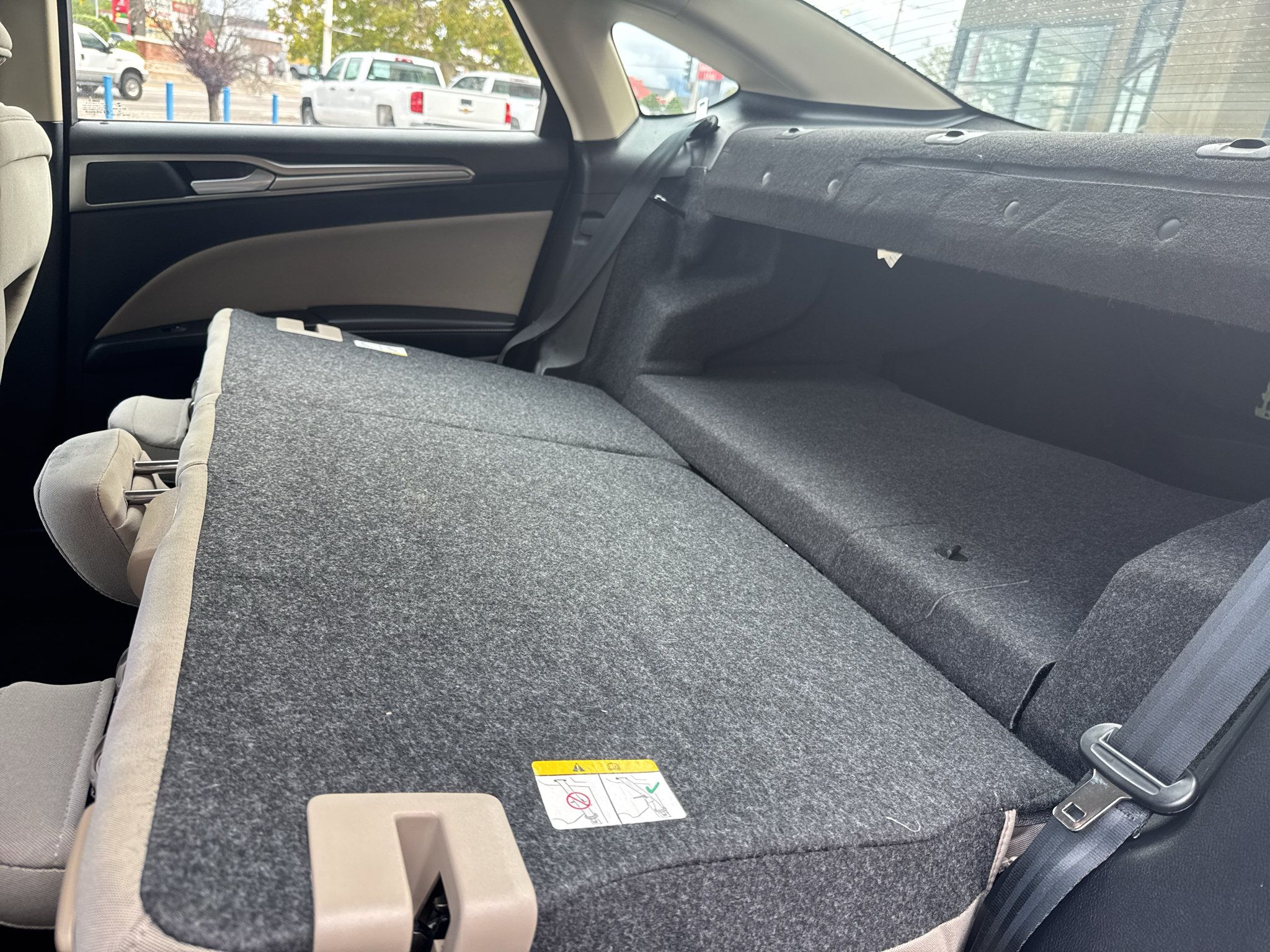 Used 2018 Ford Fusion S FWD image 31
