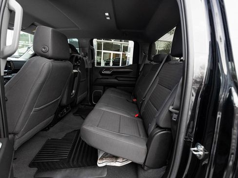 Used 2023 Chevrolet Silverado 1500 LT image 27