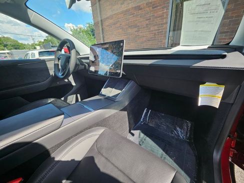 Used 2026 Tesla Model Y Long Range RWD image 61