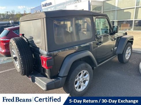 Used 2021 Jeep Wrangler Sport image 12