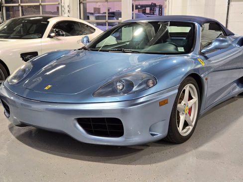 Used 2003 Ferrari 360 Spider image 2
