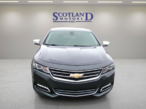 Used 2019 Chevrolet Impala Premier image 3