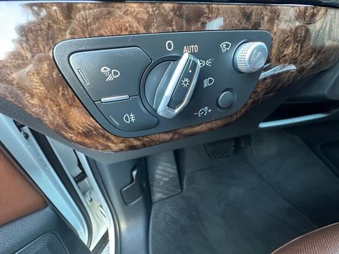 Used 2018 Audi Q7 3.0T Prestige image 46