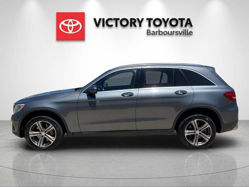 Used 2017 Mercedes-Benz GLC 300 4MATIC image 2