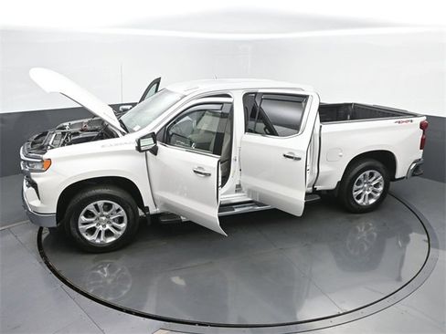 Used 2025 Chevrolet Silverado 1500 LTZ image 63