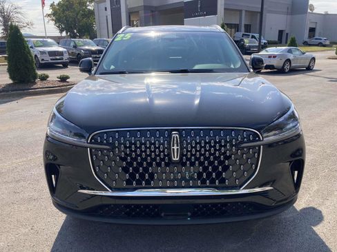 New 2025 Lincoln Aviator 2WD image 12
