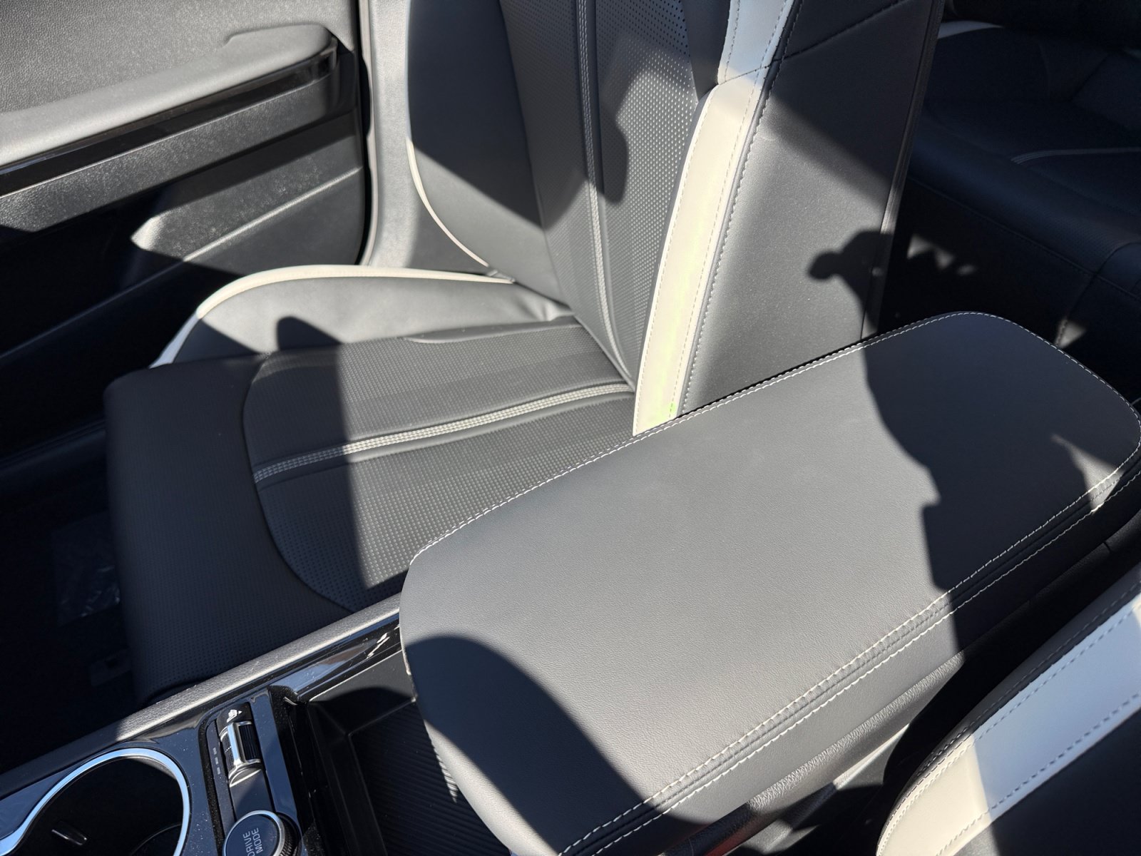 New 2027 Kia K5 GT-Line FWD image 14