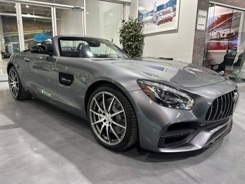 Used 2019 Mercedes-Benz AMG GT Roadster image 20