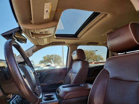 Used 2014 Chevrolet Silverado 1500 High Country w/ High Country Premium Package image 12