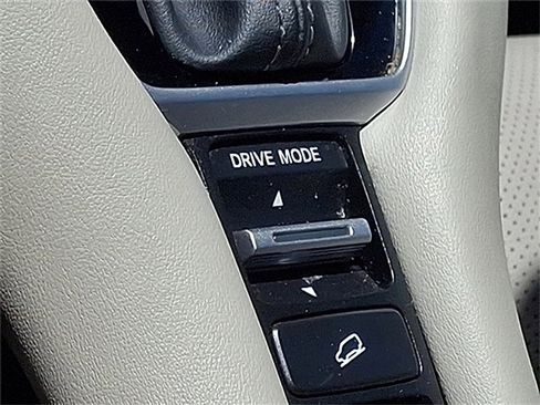 Used 2023 Honda CR-V LX image 26