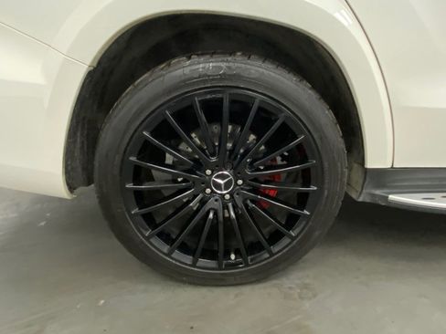 Used 2018 Mercedes-Benz GLS 63 AMG 4MATIC image 17
