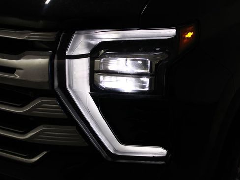 Used 2024 Chevrolet Silverado 2500 High Country w/ High Country Premium Package image 56