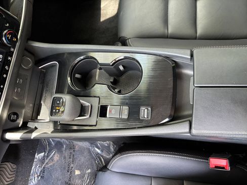 Used 2026 Nissan Rogue SL FWD image 43