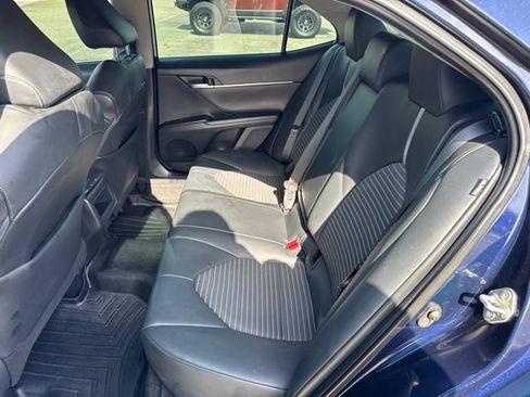 Used 2021 Toyota Camry SE FWD image 10