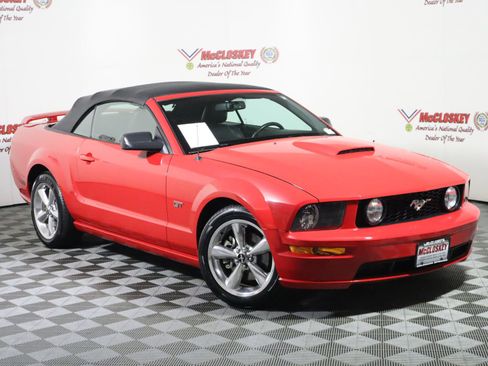 Used 2008 Ford Mustang GT RWD image 11