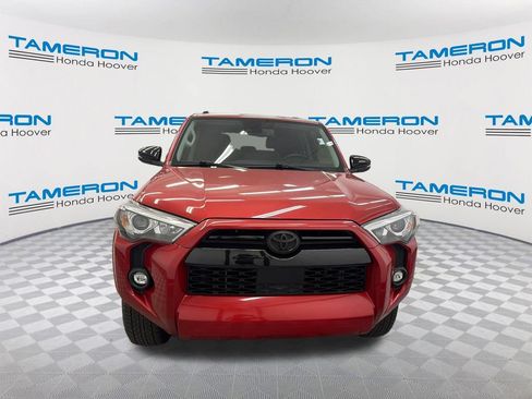Used 2022 Toyota 4Runner SR5 Premium w/ Moonroof Package AWD/4WD image 8