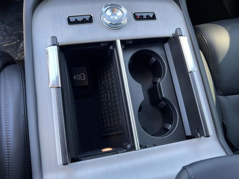 New 2025 Lincoln Navigator Reserve w/ Jet Appearance Package image 19