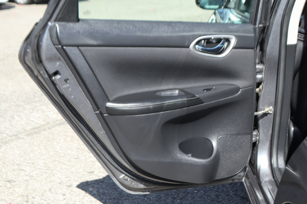 Used 2019 Nissan Sentra SV FWD image 31