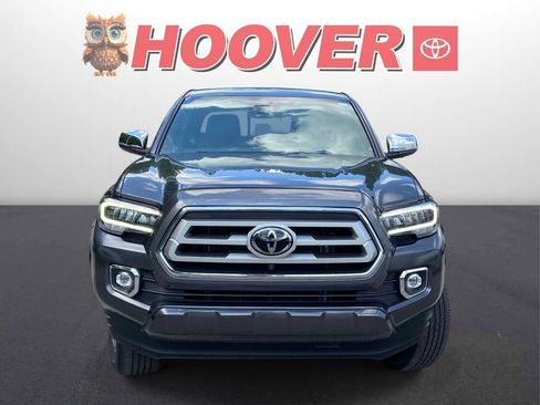 Used 2023 Toyota Tacoma Limited AWD/4WD image 6