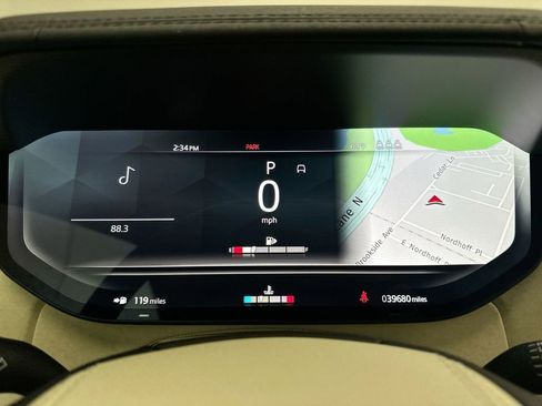 Certified 2023 Land Rover Range Rover SE image 27