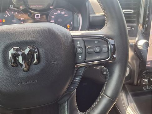 Used 2025 RAM 1500 Limited AWD/4WD image 29