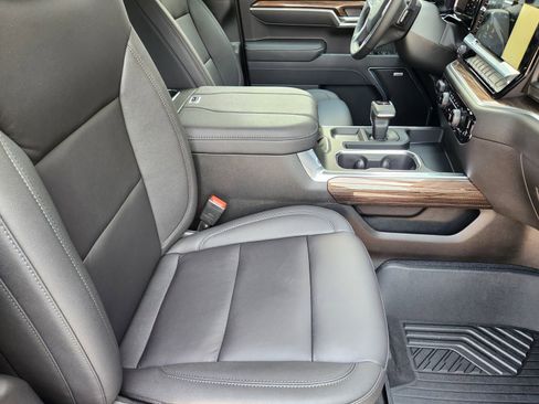 New 2026 Chevrolet Silverado 1500 RST w/ Texas Edition Plus image 13