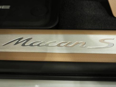 New 2026 Porsche Macan S image 33