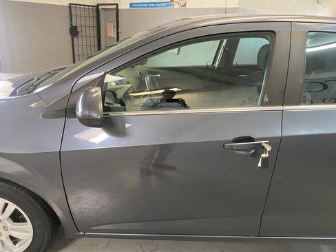 Used 2013 Chevrolet Sonic LT image 13