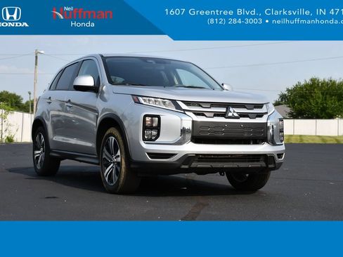 Used 2025 Mitsubishi Outlander Sport ES AWD/4WD image 1
