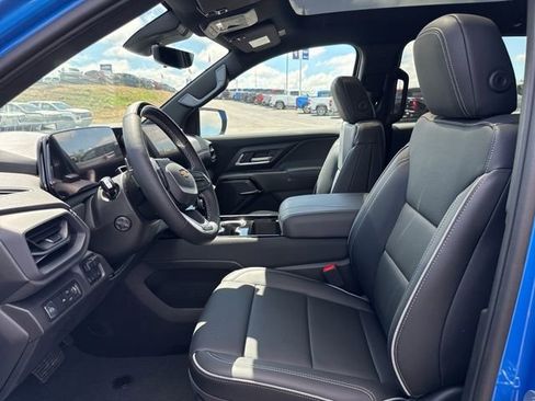 New 2026 Chevrolet Silverado EV LT AWD/4WD image 19