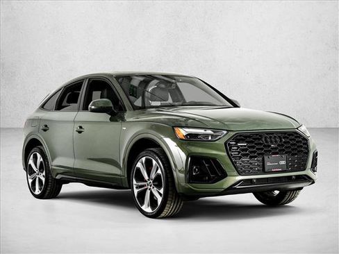 Certified 2025 Audi Q5 2.0T Premium Plus w/ Premium Plus Package image 3