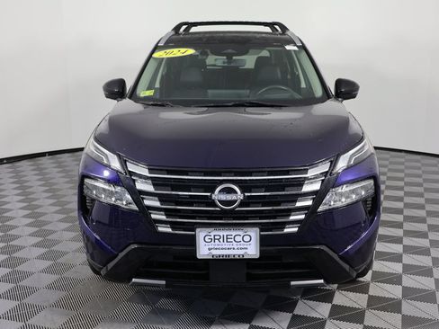 Used 2024 Nissan Rogue Platinum w/ Platinum Premium Package AWD/4WD image 3