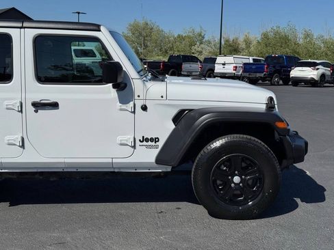 Used 2021 Jeep Wrangler Unlimited Sport w/ Uconnect 4C Nav & Sound Group AWD/4WD image 4