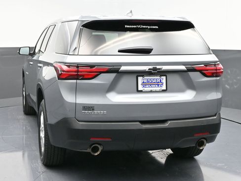 Used 2023 Chevrolet Traverse LS w/ Safety Package image 6
