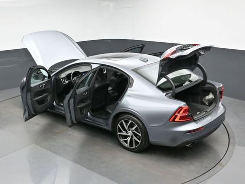 Used 2020 Volvo S60 T5 Momentum w/ Protection Package Premier FWD image 42