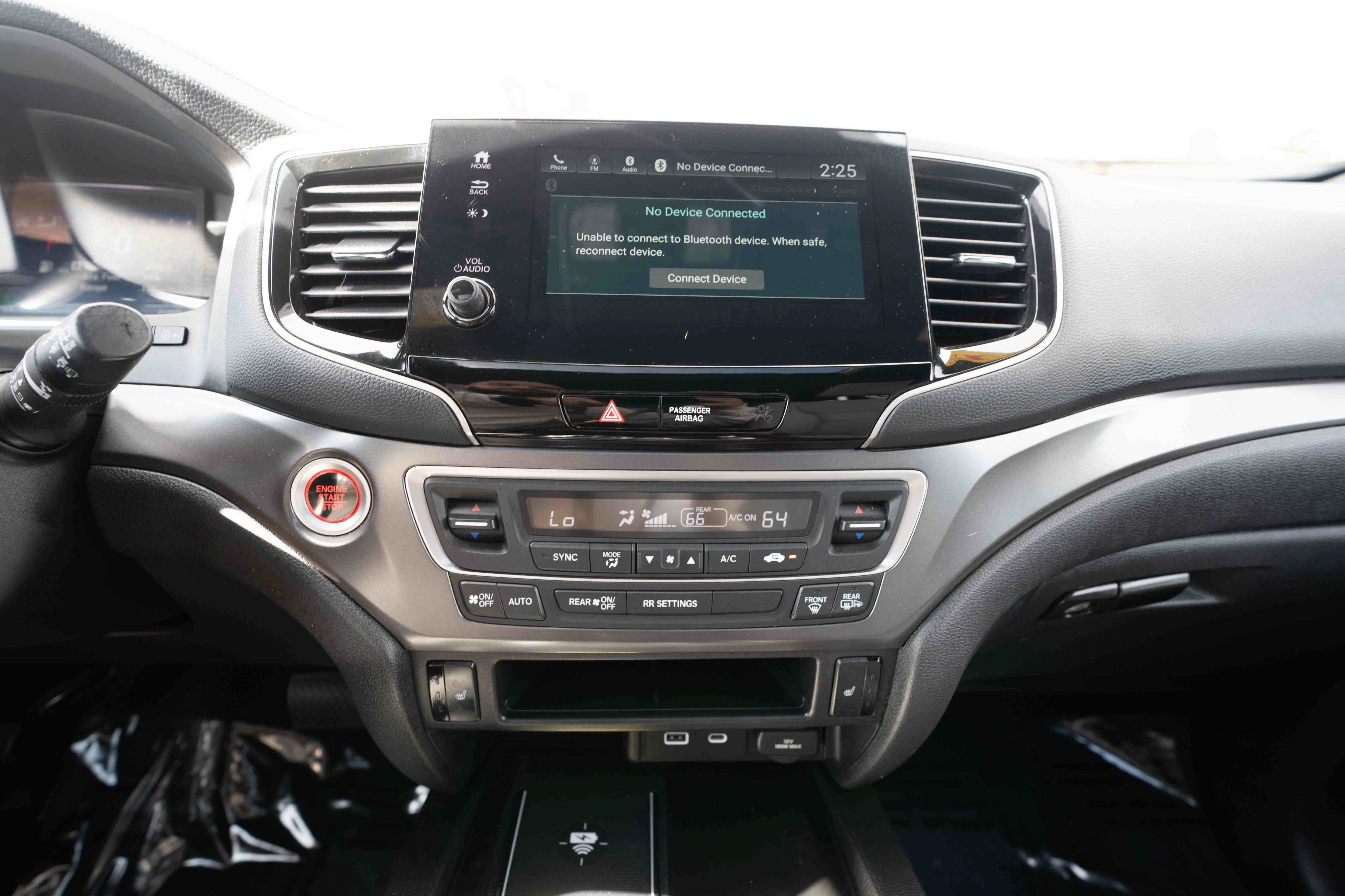Used 2025 Honda Passport EX-L image 17