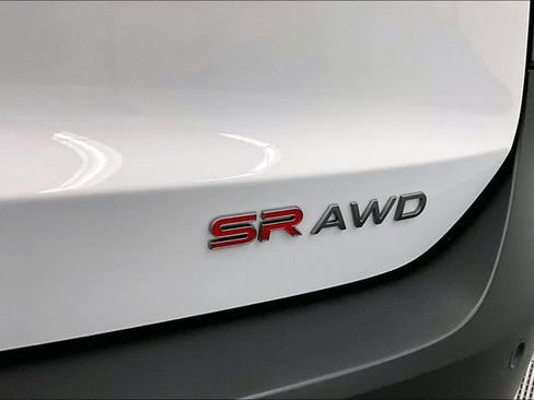 New 2026 Nissan Kicks SR w/ SR Premium Package AWD/4WD image 19