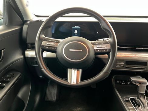 Used 2024 Hyundai Kona SEL image 12