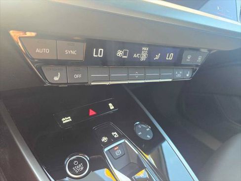 Used 2024 Audi Q4 e-tron Premium RWD image 31