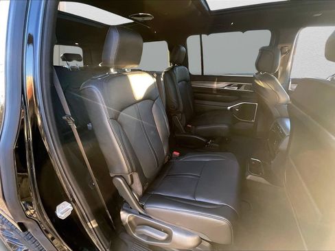 New 2026 Jeep Grand Wagoneer Limited AWD/4WD image 23