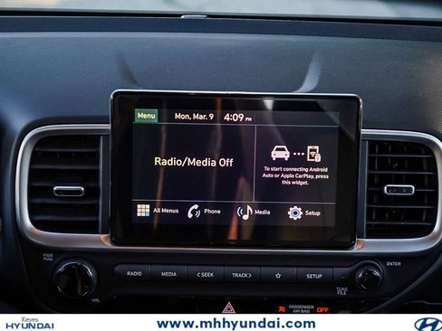New 2026 Hyundai Venue SE FWD image 16
