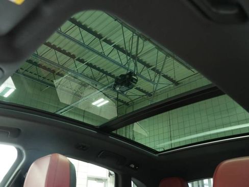 New 2026 Porsche Macan S image 39