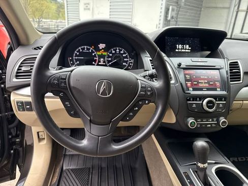Used 2017 Acura RDX AWD w/ Advance Package image 19