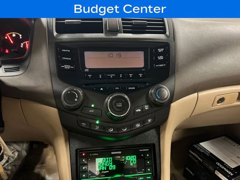 Used 2003 Honda Accord LX image 22
